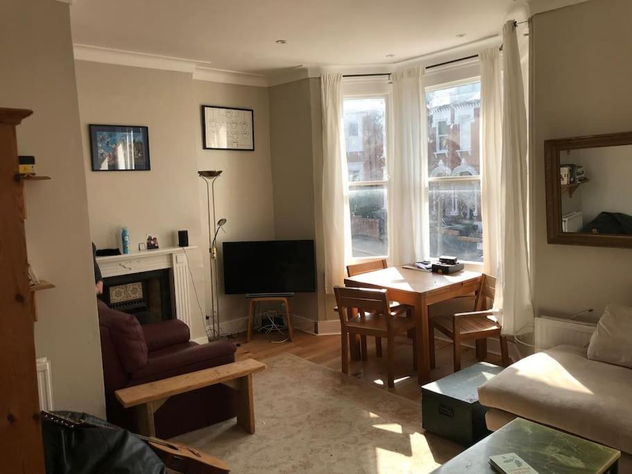 Elegant 3Bed Crouchend In Style With Roof Terrace Apartment London Ngoại thất bức ảnh